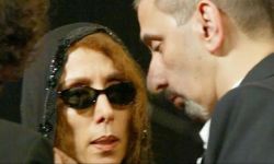 فيروز في حالة انهيار بعد وفاة نجلها زياد الرحباني